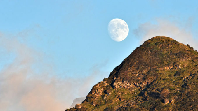 DSC_6128lever de lune_envoi 2